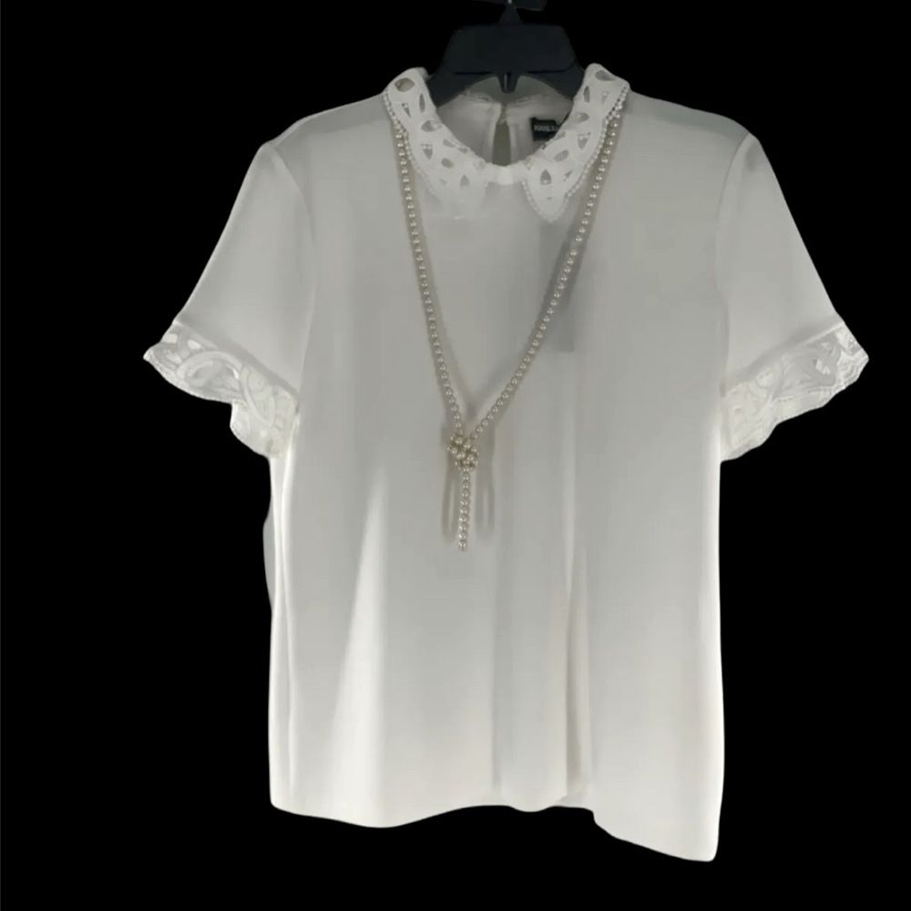 Karl Lagerfeld Blouse Women's  Lace Trim Short Sleeves Top - Brand New. Size: L